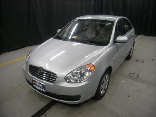 Hyundai Accent 2010 photo 2