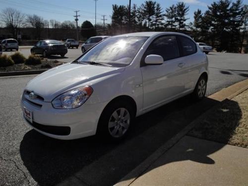 Hyundai Accent 2010 photo 3