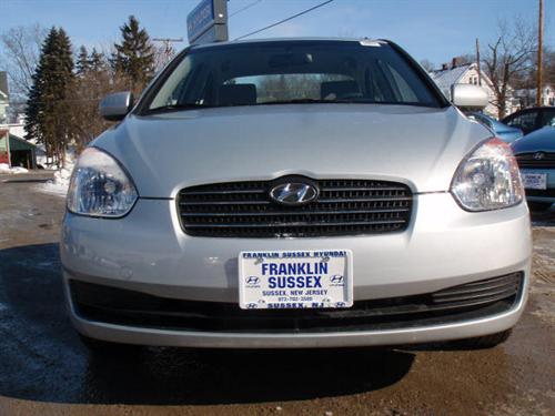 Hyundai Accent 2010 photo 1