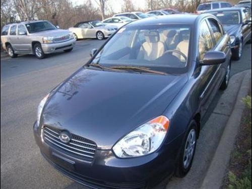 Hyundai Accent 2010 photo 2