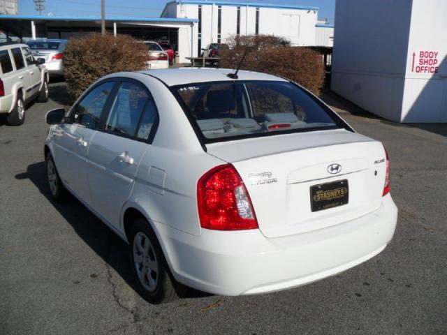 Hyundai Accent FWD 4dr Sport Unspecified