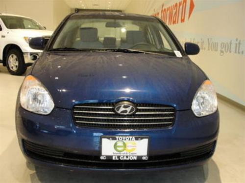 Hyundai Accent 2010 photo 1
