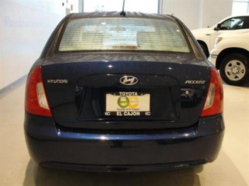 Hyundai Accent 2010 photo 4