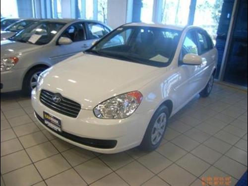 Hyundai Accent 2010 photo 1