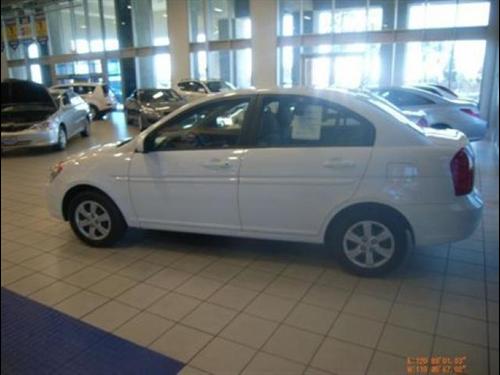 Hyundai Accent 2010 photo 2