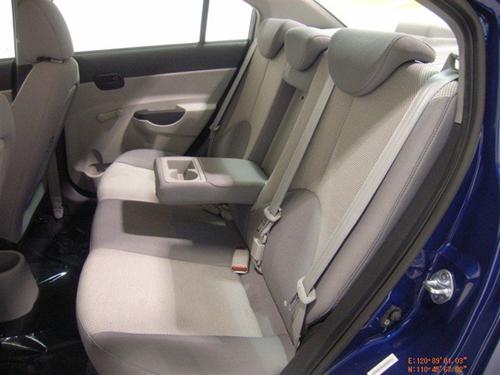 Hyundai Accent 2010 photo 5