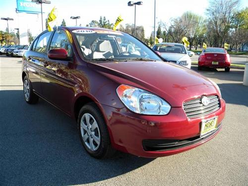 Hyundai Accent 2010 photo 3