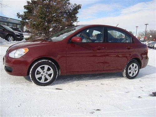 Hyundai Accent 2010 photo 1