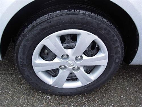 Hyundai Accent 2010 photo 4