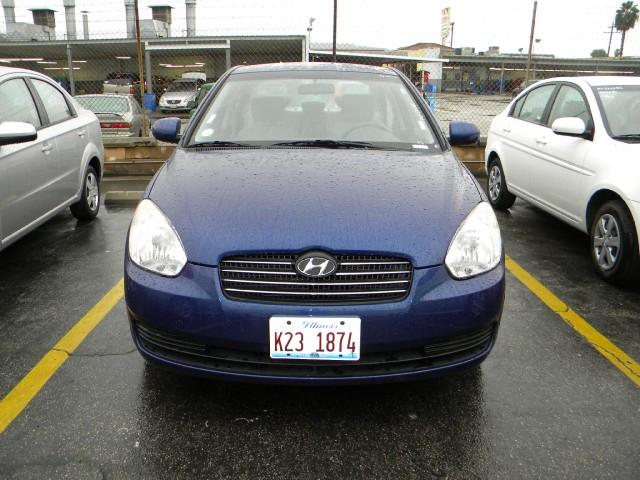 Hyundai Accent 2010 photo 1