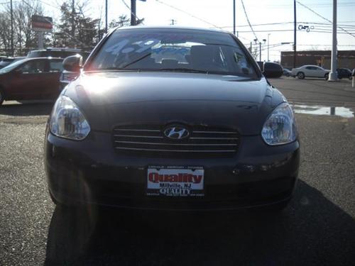 Hyundai Accent 2010 photo 1