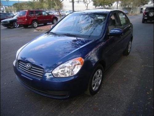Hyundai Accent 2010 photo 2