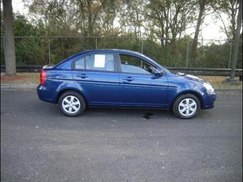 Hyundai Accent 2010 photo 3