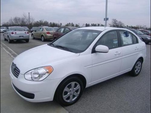 Hyundai Accent 2010 photo 2