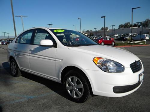 Hyundai Accent 2010 photo 2