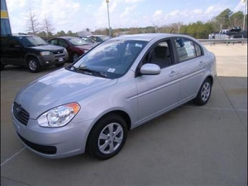 Hyundai Accent 2010 photo 2