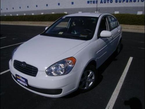 Hyundai Accent 2010 photo 2