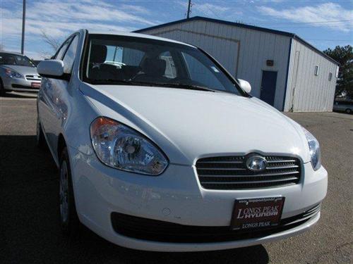 Hyundai Accent 2010 photo 3