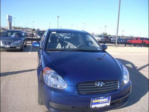 Hyundai Accent 2010 photo 1