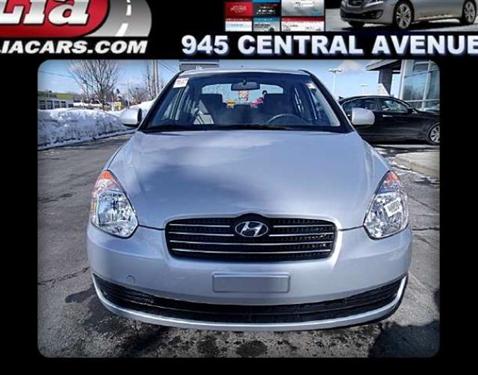 Hyundai Accent 2010 photo 2