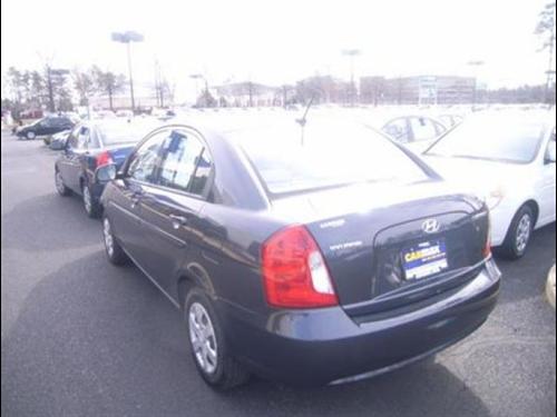 Hyundai Accent 2010 photo 5
