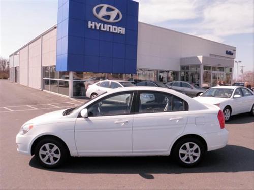 Hyundai Accent 2010 photo 1
