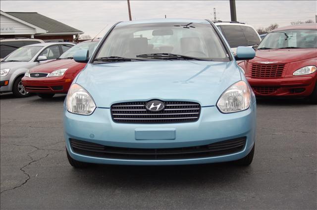 Hyundai Accent Unknown Sedan