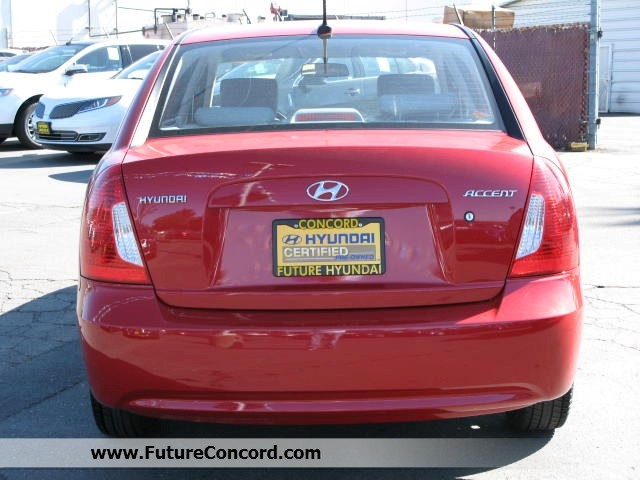 Hyundai Accent 2011 photo 3