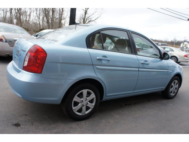 Hyundai Accent 2011 photo 5