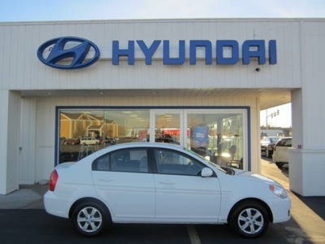 Hyundai Accent 2011 photo 4