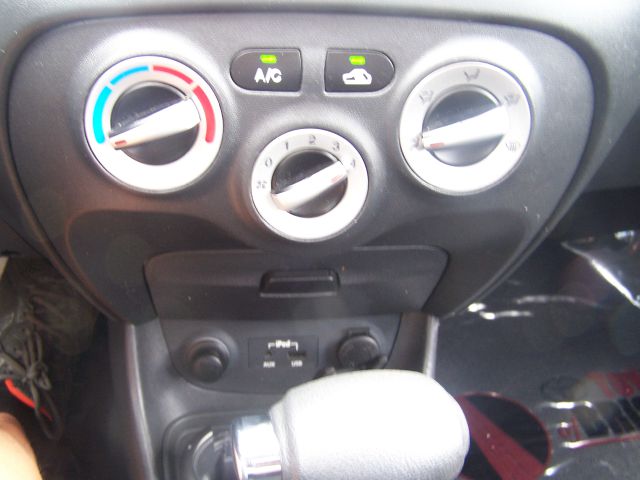 Hyundai Accent 2011 photo 9