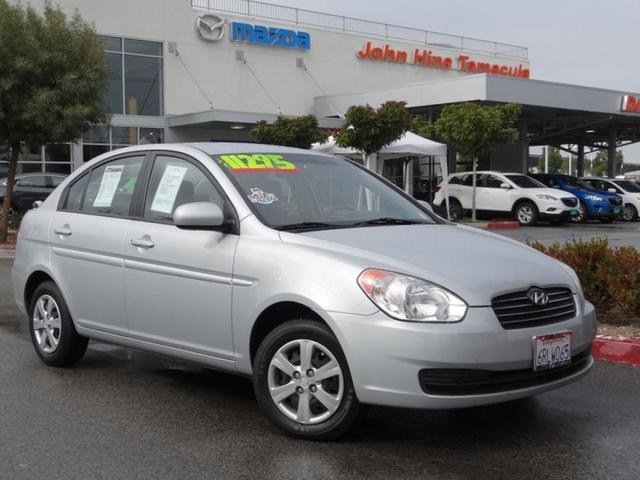 Hyundai Accent 2011 photo 2