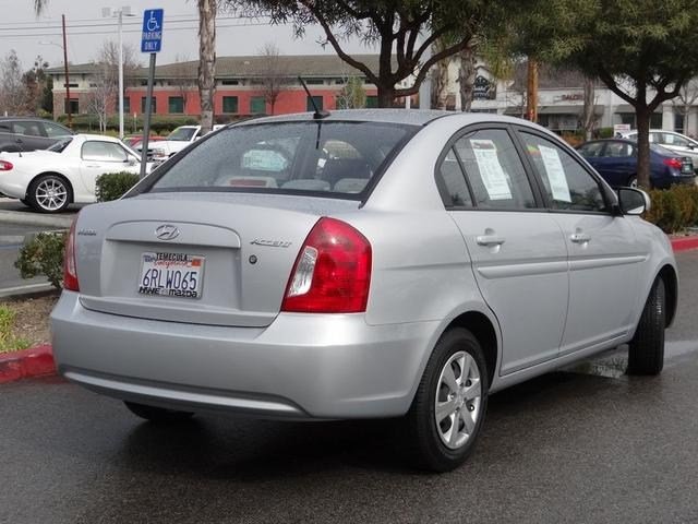 Hyundai Accent 2011 photo 5
