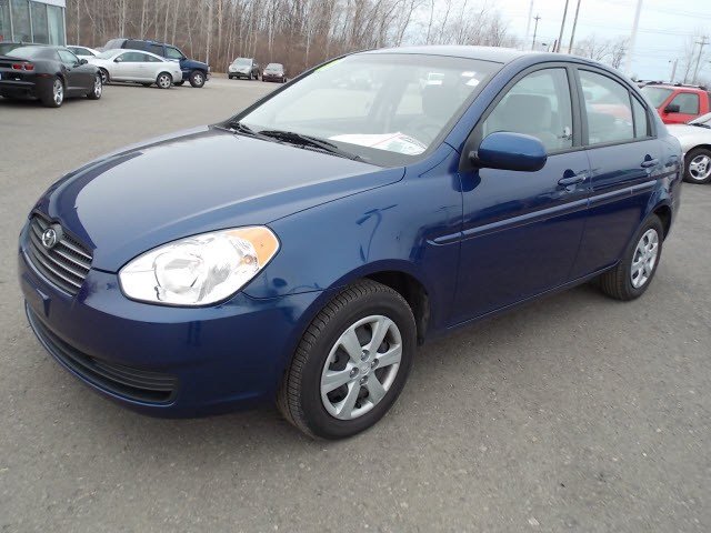 Hyundai Accent 2011 photo 3
