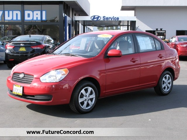 Hyundai Accent 2011 photo 3