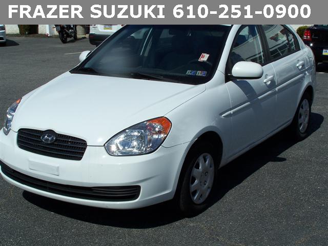 Hyundai Accent 2011 photo 3