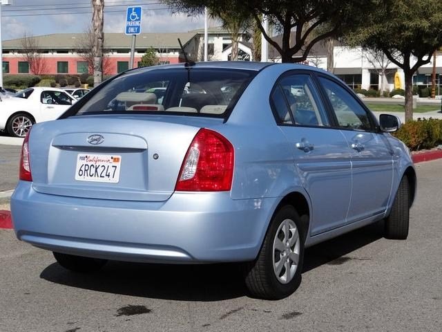 Hyundai Accent 2011 photo 5