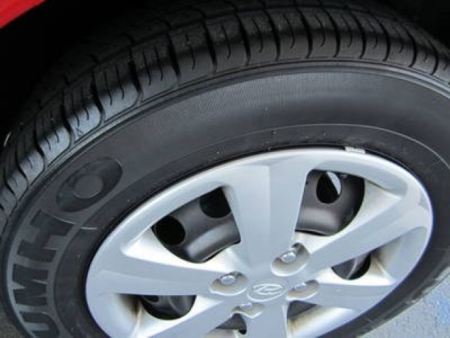 Hyundai Accent FWD 4dr Sport Unspecified