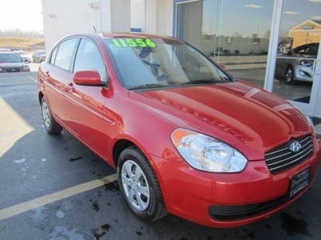 Hyundai Accent 2011 photo 4