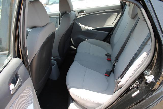 Hyundai Accent FWD 4dr Sport Sedan