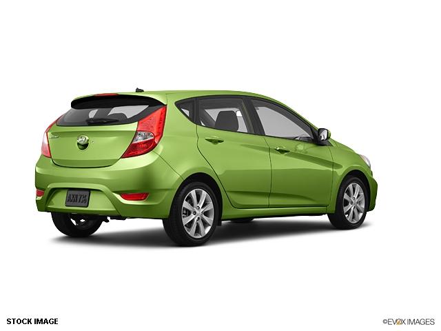 Hyundai Accent 2012 photo 5