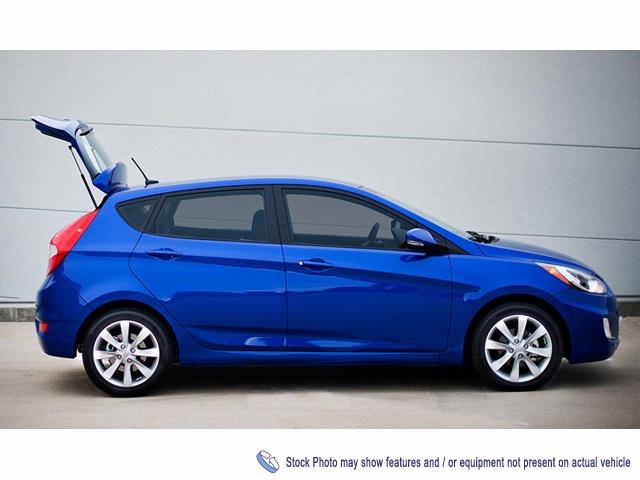 Hyundai Accent 2013 photo 1