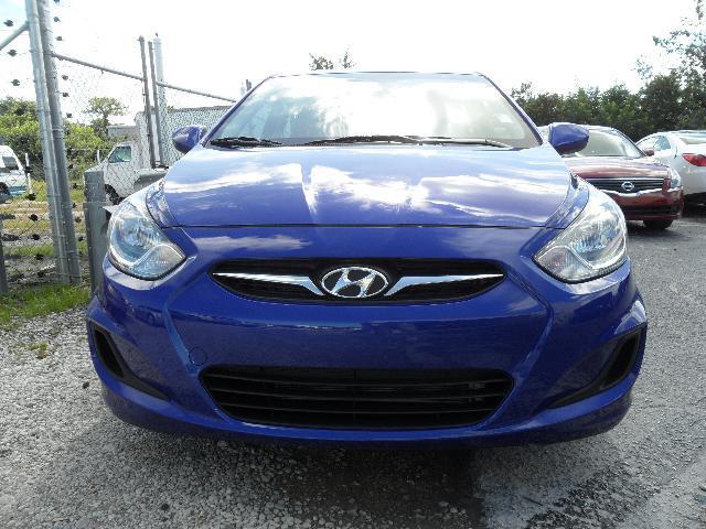 Hyundai Accent 2013 photo 1