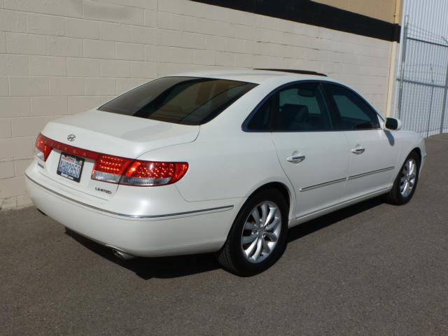 Hyundai Azera 2006 photo 2