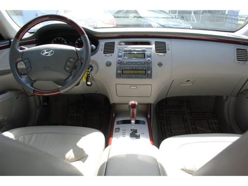 Hyundai Azera SLT 25 Other