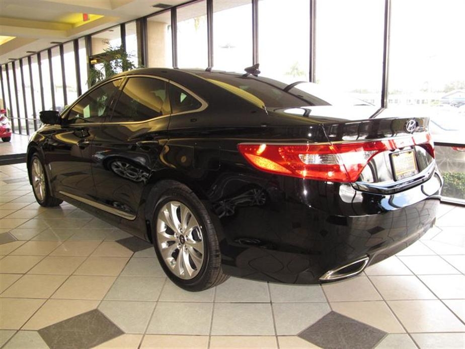 Hyundai Azera 2012 photo 3