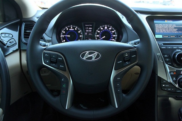 Hyundai Azera 2012 photo 5