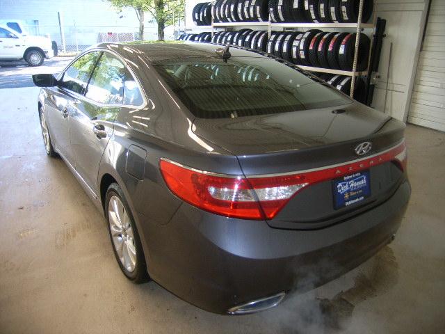 Hyundai Azera 2012 photo 2