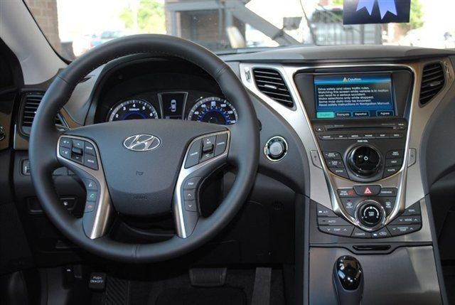 Hyundai Azera 2012 photo 1