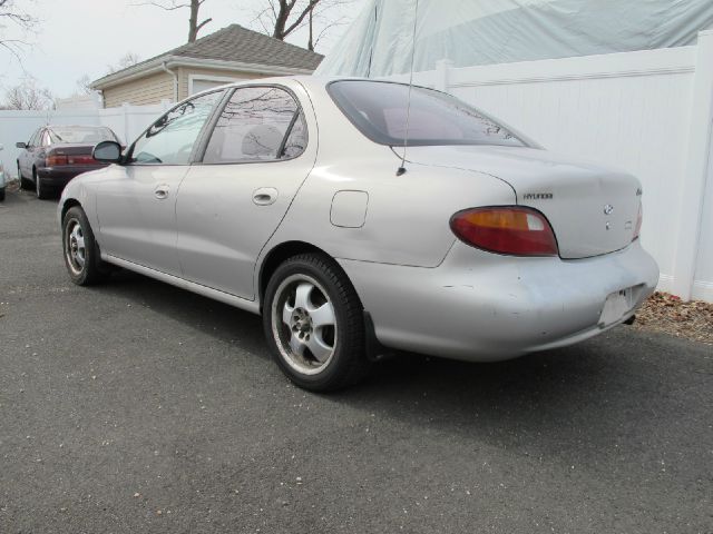 Hyundai Elantra 1997 photo 2
